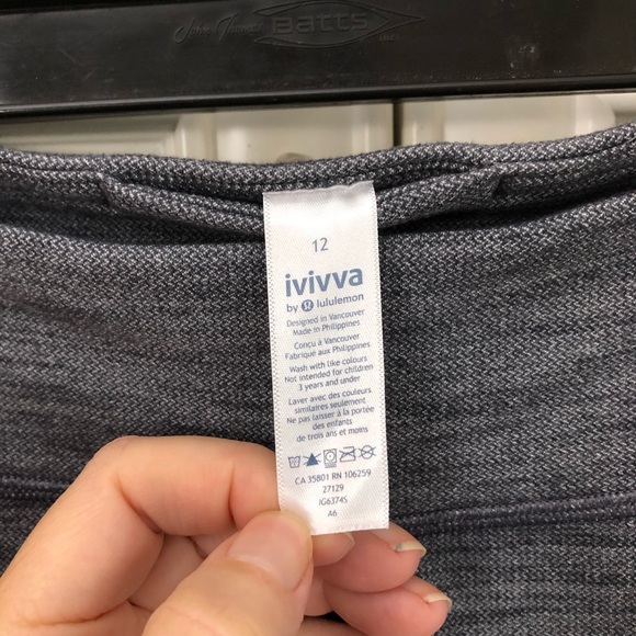 Reversible crop Ivivva by Lululemon leggings - Picture 14 of 15